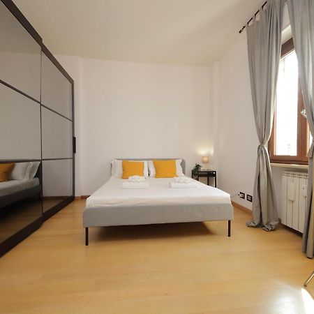 רומא Cozy And Comfy Apartment In Piramide Metro Stop מראה חיצוני תמונה