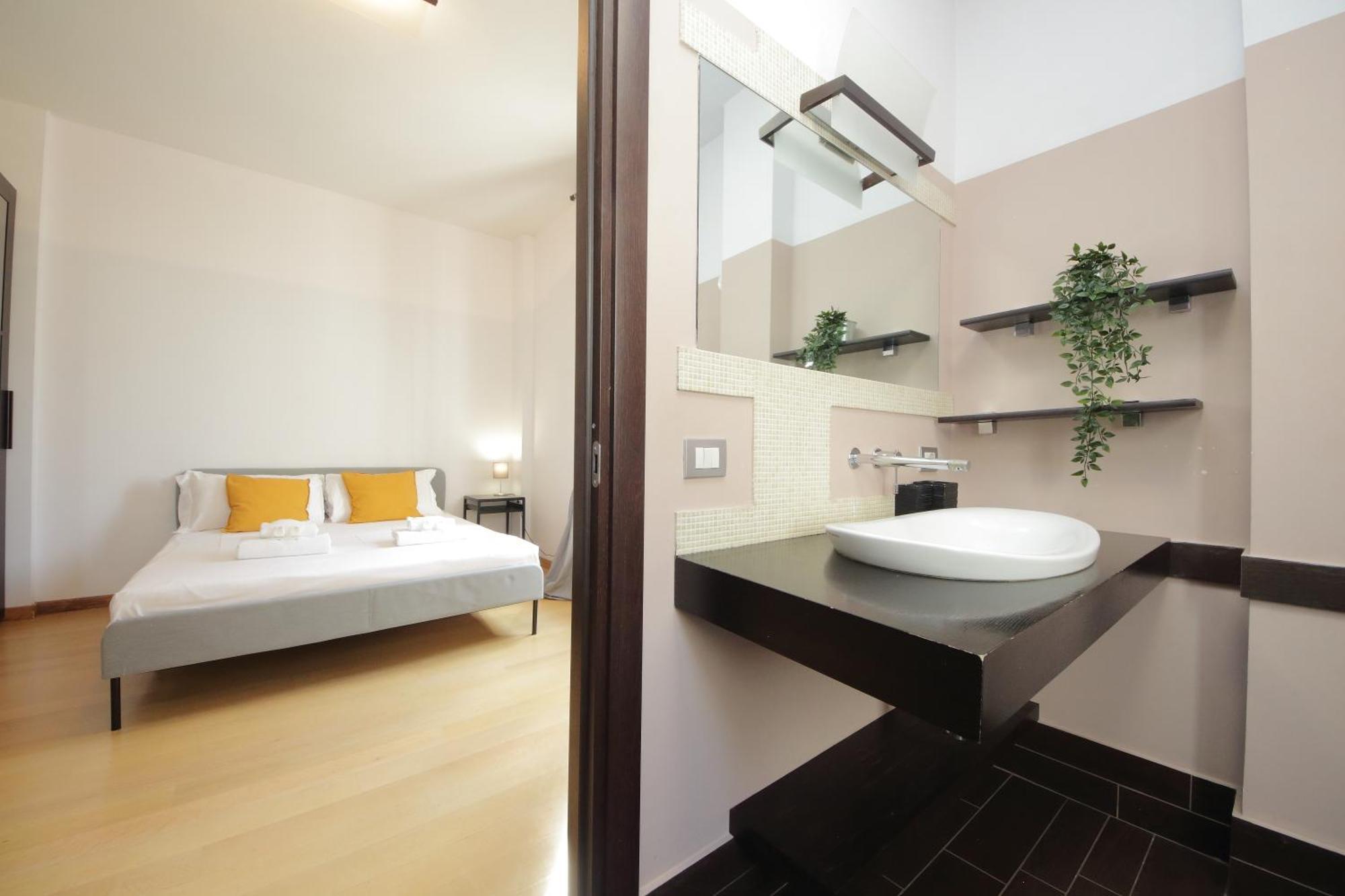 רומא Cozy And Comfy Apartment In Piramide Metro Stop מראה חיצוני תמונה