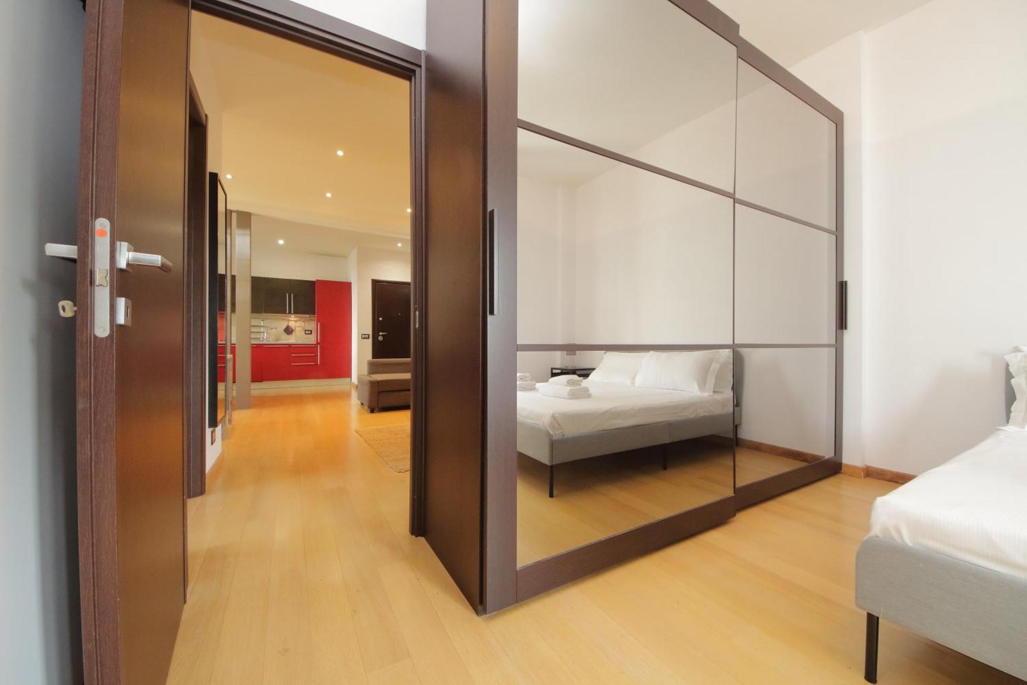 רומא Cozy And Comfy Apartment In Piramide Metro Stop מראה חיצוני תמונה