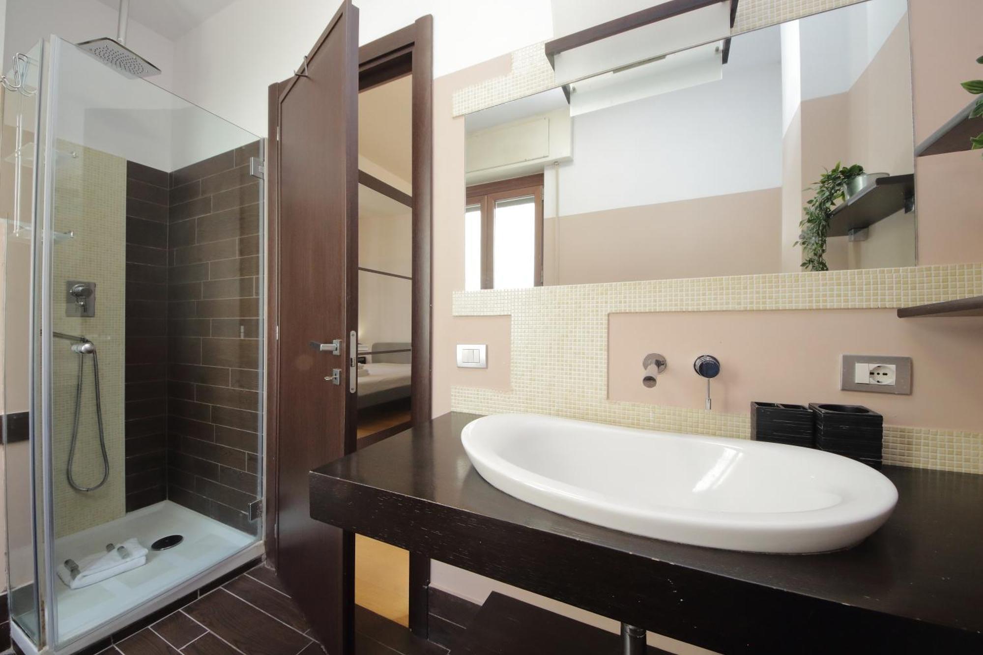 רומא Cozy And Comfy Apartment In Piramide Metro Stop מראה חיצוני תמונה